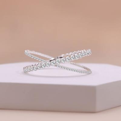 China Exquisite Creativity Diamond Bangle Luxury Rhinestone Bride Bracelet New Design Casual/Sports Winding for sale