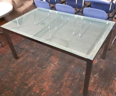 China 15mm Ultra Clear Toughened Glass Dining Table Top , Rectangle Tempered Glass Coffee Table Top For Living Room Easy Cleaning for sale