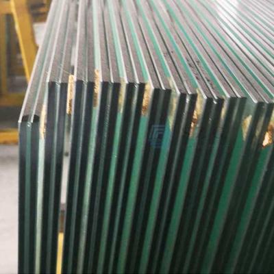 China Clear PVB Toughened Laminated Glass in Super White Color for Curved Applications for sale