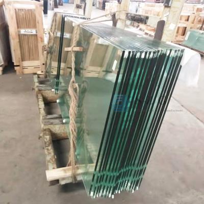 China Fire Resistance Tempered Safety Glass Scratch Resistance For Balcony Railing for sale