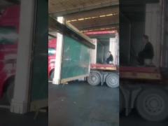 How to load the glass into container