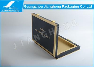 Chine Boîte/boîte-cadeau de luxe noirs en bois à thé de forces de défense principale de style attrayant avec le logo d'or à vendre