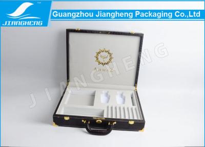 China Populäres ledernes Geschenkbox-Parfüm-Geschenk-gesetzter Koffer-Kasten mit Griff/Verschlüssen zu verkaufen