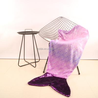 China Disposable Latest Design Popular Gradient Color Flannel Fleece Mermaid Tail Blanket for sale