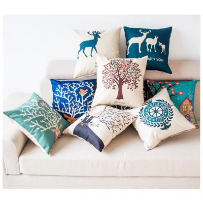 China Jacquard Manufacturer New 100% Polyester Fleece Porcelain Design Cushion Covers for sale