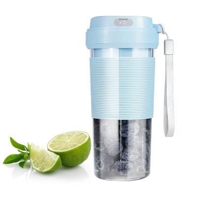 China Car Sports Cordless Travel and Portable Blender, 10 Ounce Personal Blender for Shakes and Smoothies, One Handed Drinking Mini Juicer Cup for sale