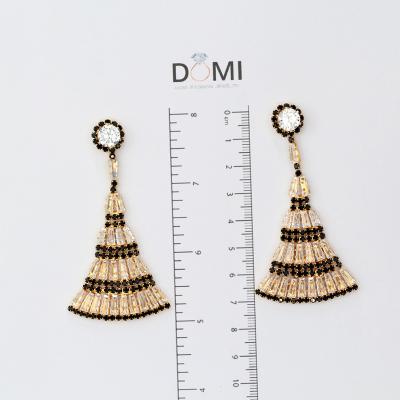 China Unique Lady's Fashionable Environmental Friendly Jewelry 18K Gold Personalized Bling Rhinestone Long Dangle Earrings Copper Earrings for sale