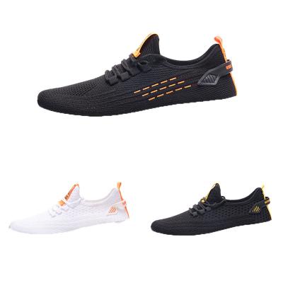 China Comfortable Design Latest Fashion Running Sneakers Knitted To Vamp Uppers Customizable for sale