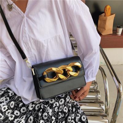 China 2021 Summer Square Bag Women Daily Used Thick Chain Cross - Body Bag Ladies Shoulder Messenger Bag for sale