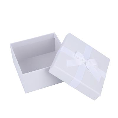 China OEM Recyclable Logo Wholesale Jewelry Packaging Box Perfume Paper Box Cosmetic Packaging Gift Box for sale