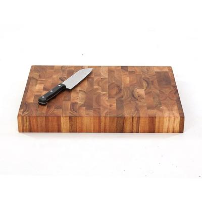 China Hot Sale Sustainable Acacia Oak Bamboo Wooden Cutting Board With Scale Chopper for sale