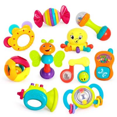 China Musical Educational Baby Rattles Wooden Toys Rattle Baby Manhattan Baby Rattles for sale