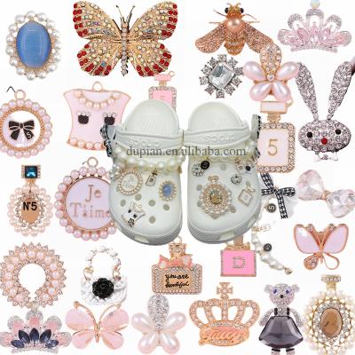 China Custom Lady Style Designer Shoes Metal Croc Charm Metal Decoration Pearl Flower Butterfly Croc Shoes Accessories Fit Hole Sandal Clog Charms for sale