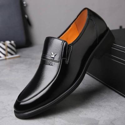 China Light Two Layer Cowhide PU Lining Formal Leather Shoes Men Men Leather Shoes for sale