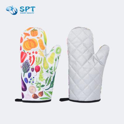 China Modern Heat Resistant Cute Designed Black Cooking Oven Mitt for sale