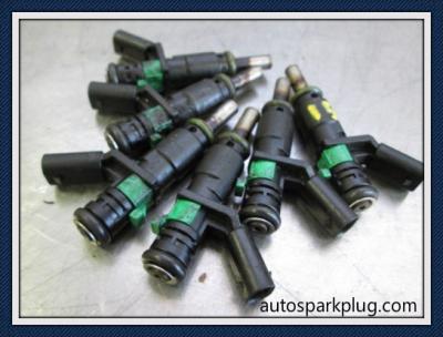 China MERCEDES 2012 GLK350 X204 Mercedes Benz Fuel Injectors OEM 2720780023 / A272078 for sale