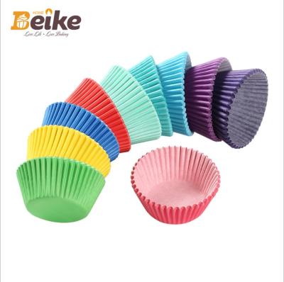 China Disposable Cake Cup Liners Pure Solid Color For Cake Balls Muffins Oil Resistant Paper for sale