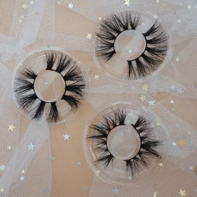 China 2021 New 22mm Long Thin Strip Natural Soft Black Mink Eyelashes for sale