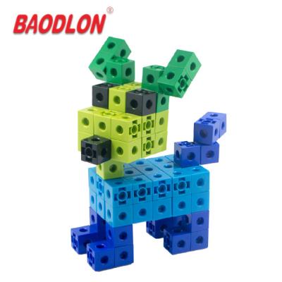 Chine Plastic toy educational connecting cube building blocks for kid à vendre