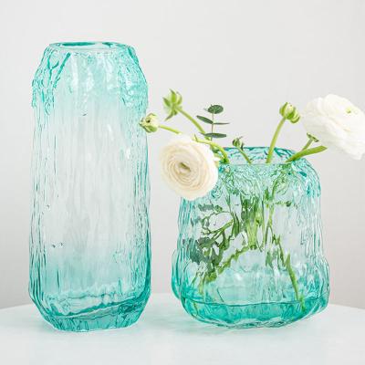 China Handcrafted Mexican Concise Style Rough Outdoor Glass Flower Vase for Hotel Bar Home Flower Arrangements for sale