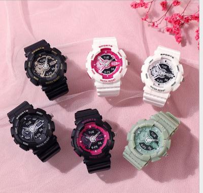 China Best Gifts Automatic Multi Color Sports Date 2021 Unisex Men Watch Silicone Digital Watch for sale