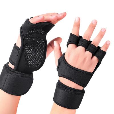 China Breathable Workout Sports Fitness Gloves Weightlifting Gym Gloves Neoprene Sporting Goods Grip Breathable Training Gloves for sale