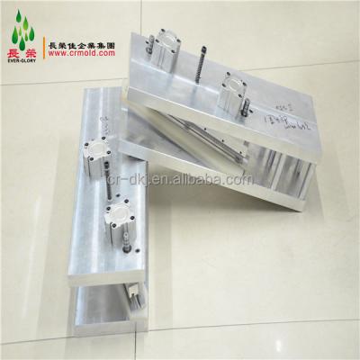 China Plastic Pneumatic Fork Die Dotted Line Punch Machine For Nonwoven Material for sale