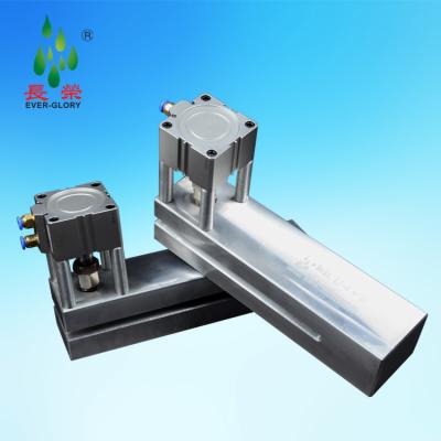 China Punch Hole For Plastics Pneumatic Small Slot Hole Puncher for sale