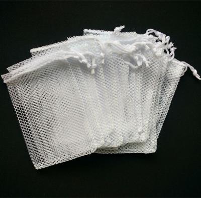 China Wholesale White Drawstring Safety Mesh Wash Bag For Lingerie for sale