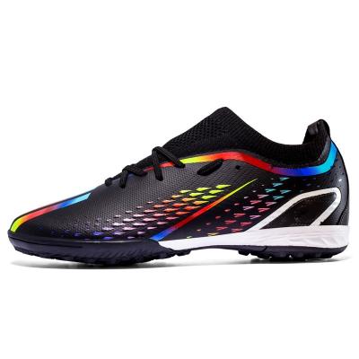 China Fashion\comfortable\durable  Football Boots Top Quality Football Shoes Men's and Women's Spike  Artificial Grass Spike Student Training Shoe for sale