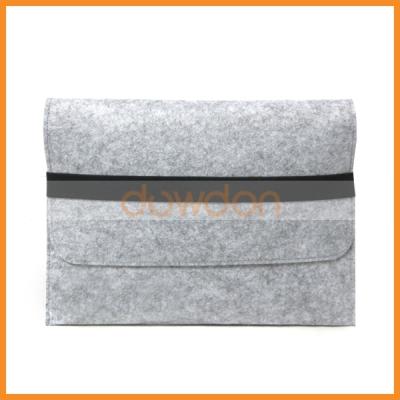 China Sleeve 11 13 Liner 15 Inch Wool Felt Notebook Handle Carrying Bag Laptop Sleeve Inner Case For Macbook Air Pro for sale