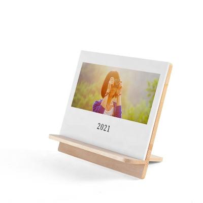 China Antique Imitation Business Card Fancy High Quality Square Base Business Design Wooden Calendar Holder for sale