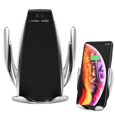 China Car Phone Holder SHANPIN 2021 New Arrivals 10w Fast Wireless Charger With Phone Holder Car Wireless Charger for sale