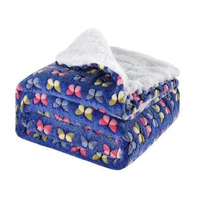 China Factory Outlet Simple Comfortable Printed Thick Fluffy 100% Polyester Color Butterfly Flannel Blanket for sale