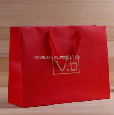 China Recyclable Clothing Package Red Wine Shopping Paper Bag With Cotton Rope Handle for sale