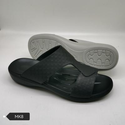 China saudi arabian sandals and chappals slippers men pu mens EVERGREEN flip flop arabic slippers for men for sale