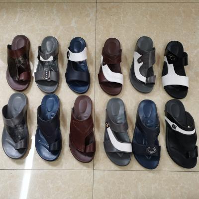 China saudi arabian sandals and slippers mens chappals slippers pu leather arab flip flops slippers for men for sale