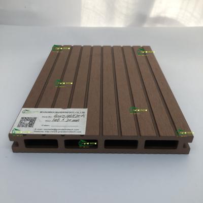 China Exterior Minimalist WPC Decking Flooring for sale