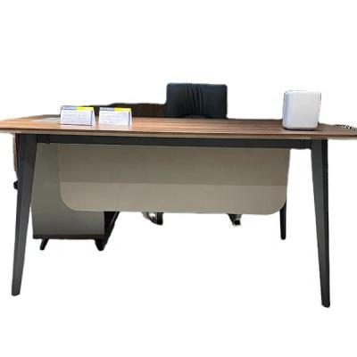 China 2023 Latest Style Modern Minimalist Metal Frame Office Wooden Desk for sale