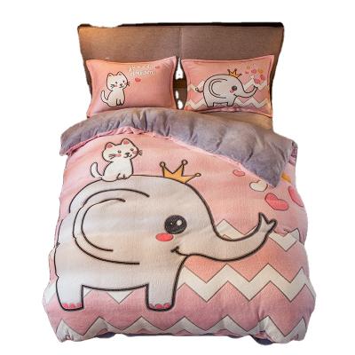 China Wholesale Viable Winter Two Sided Duvet Cover Warm Velvet Designer Cartoon Flannel Bedding Set 4pcs for sale