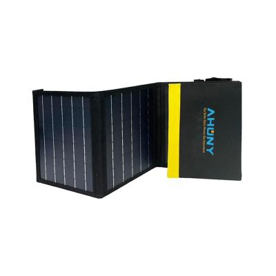 Cina pannello solare pieghevole 22w IPX4 impermeabile doppio caricabatterie solare USB per campeggio camper in vendita