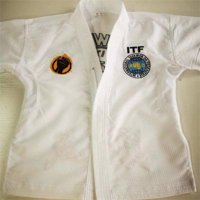 China Taekwondo Practice the latest ITF taekwondo  uniform with zipper for sale