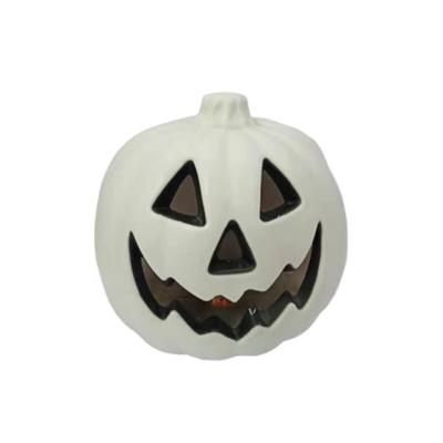 China Hot Selling HDPE Halloween Bear With Artificial Pumpkin Halloween Packing Pot Pumpkins Decorative for sale