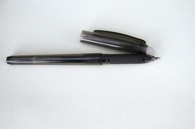 China Steal Allow Tip Friciton Erasable Ink Pens With Ergonomic Grip for sale