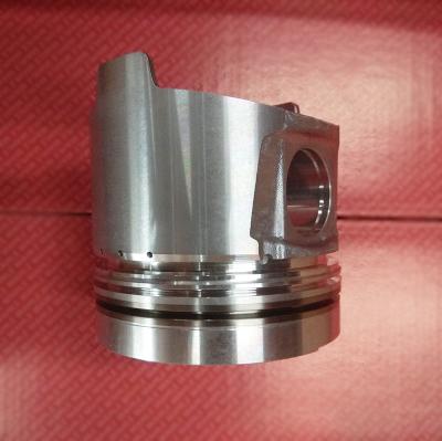 Cina Building Material Stores Excavator PC200-5 6D95 Engine Piston 6204-31-2121 in vendita