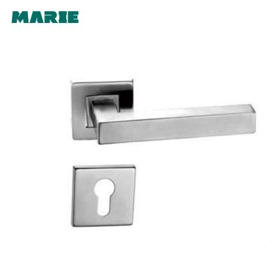 China Hotel Modern Interior Wooden Door Room Lever American Style Door Handle for sale