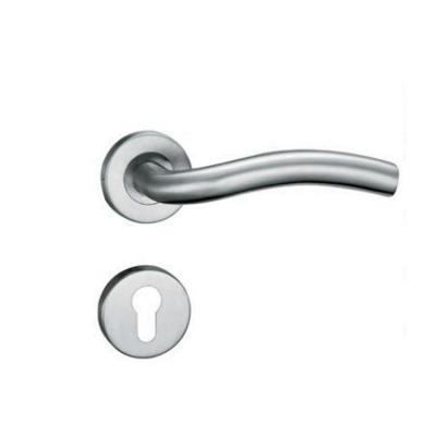 China Contemporary Hot Sale Push Pull Handle Furniture Hardware Pulls and Handles Knobs and Sideboard Handles for sale