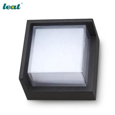 China PC Base Track Post Pillar Light 220V 10W Modern Outdoor Led Square And Round Aluminum Porcelain Shape for sale