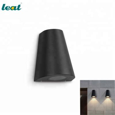 China Tempered Glass Wall Socket Night Light Outside Scones 5W Modern Led External Wall Lighting for sale