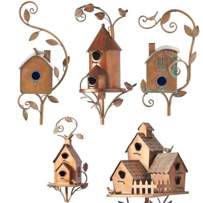 China Lightweight Garden Decoration Gift Metal Birdhouse Aviary Decoration Ornaments for sale